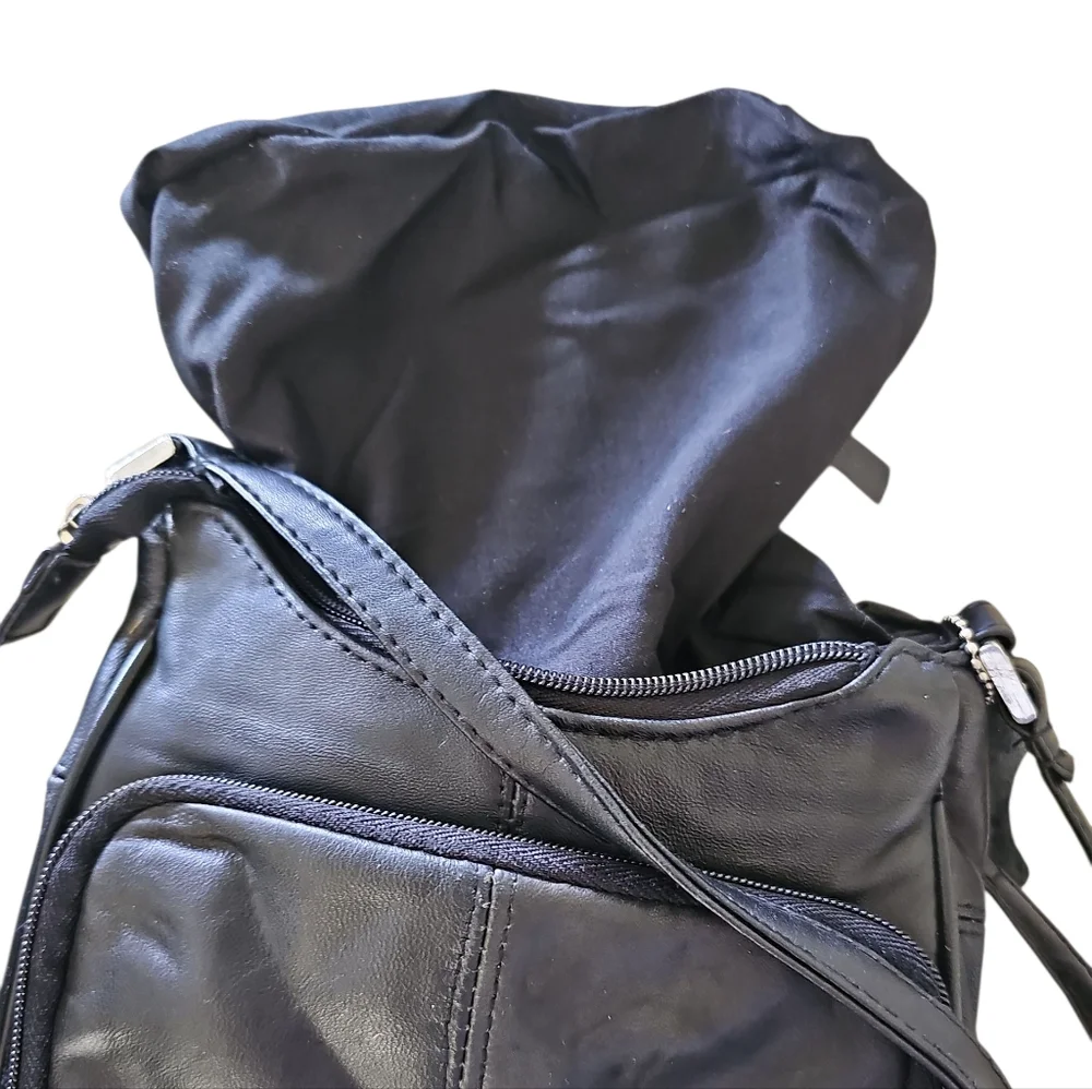 Genuin Leather  Crossbody Purse  Black